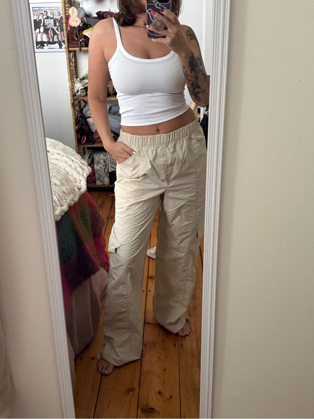 Wilo The Label Wide-Leg Cargo Pants in Cream